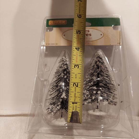 LEMAX B Needle Pine Tree #440834 Set of Two (2) 4" Train Flocked NOS Green 1994 - Picture 5 of 11